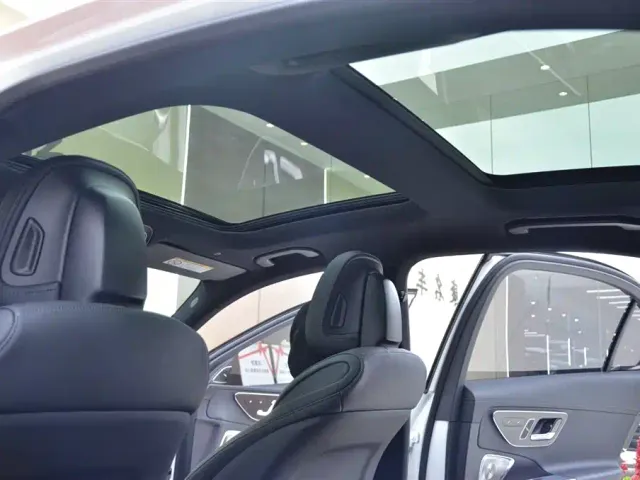 Mercedes-Benz C-Class — Фото автомобиля 13