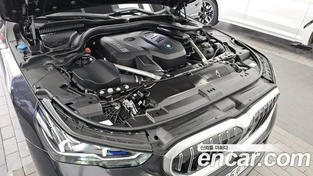 BMW 5-Series 5 серия (G60) 530i xDrive M Sport — Фото автомобиля 5