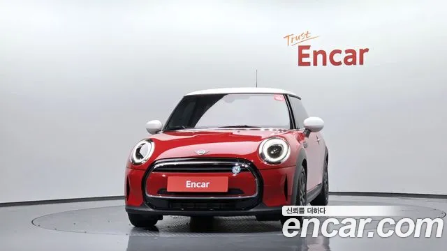MINI Cooper — Фото автомобиля 3
