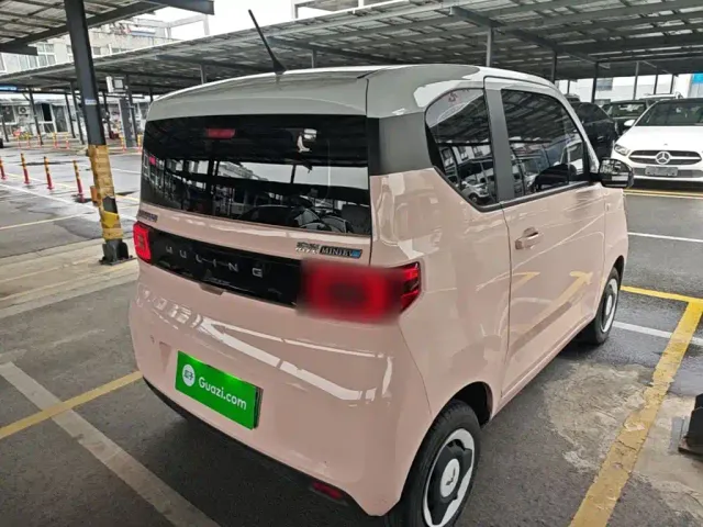 Wuling Hongguang Mini EV — Фото автомобиля 6