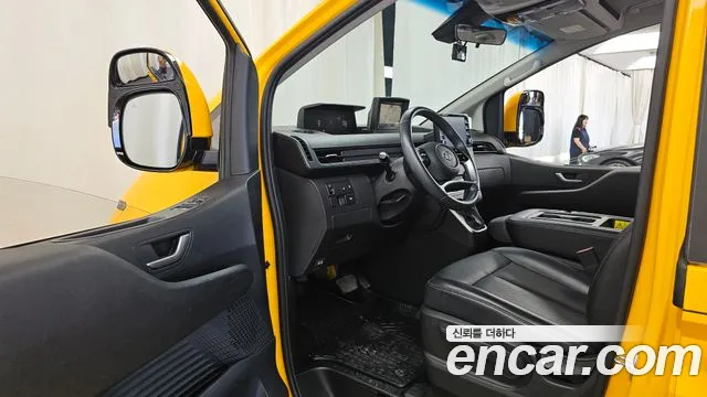 Hyundai Staria Staria — Фото автомобиля 10