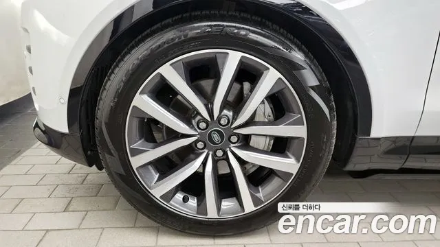 Land Rover Discovery — Фото автомобиля 5