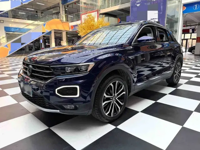 Фотография автомобиля — Volkswagen T-Roc