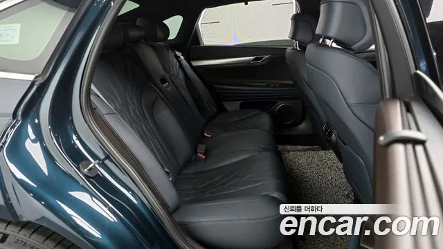 Genesis G80 Бензин 2.5 турбо AWD — Фото автомобиля 12