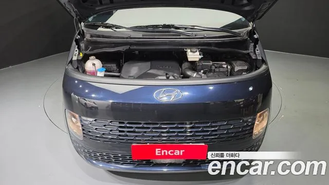 Hyundai Staria Staria 4WD Tourer 9 мест — Фото автомобиля 6