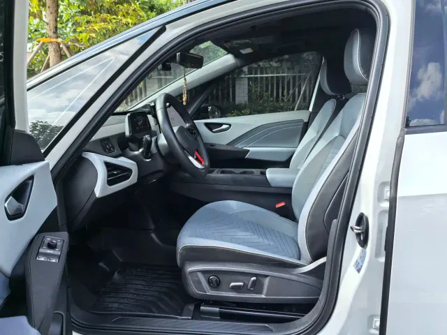 Volkswagen ID.3 — Фото автомобиля 4