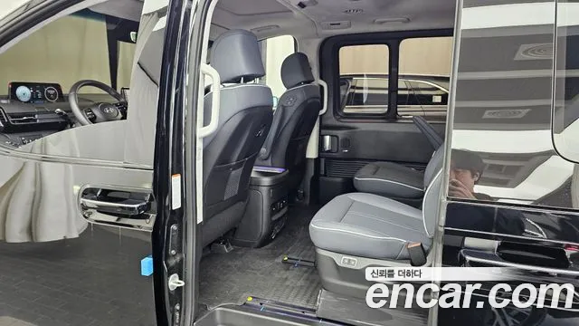 Hyundai Staria — Фото автомобиля 16