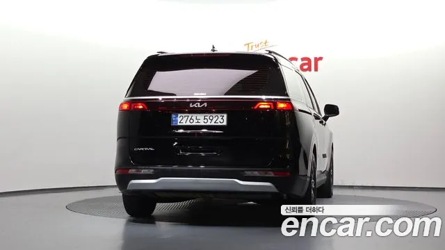 Kia Canival Carnival 4 поколение Бензин 9 мест Prestige — Фото автомобиля 4