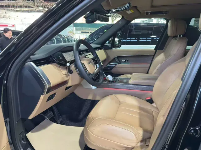 Land Rover Range Rover — Фото автомобиля 2