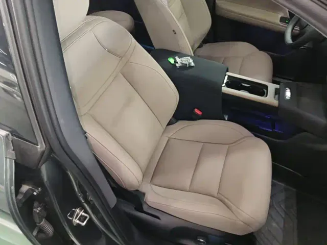 Volvo XC70 Plug-in Hybrid — Фото автомобиля 24