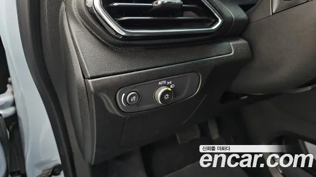 Chevrolet Bolt EV — Фото автомобиля 25