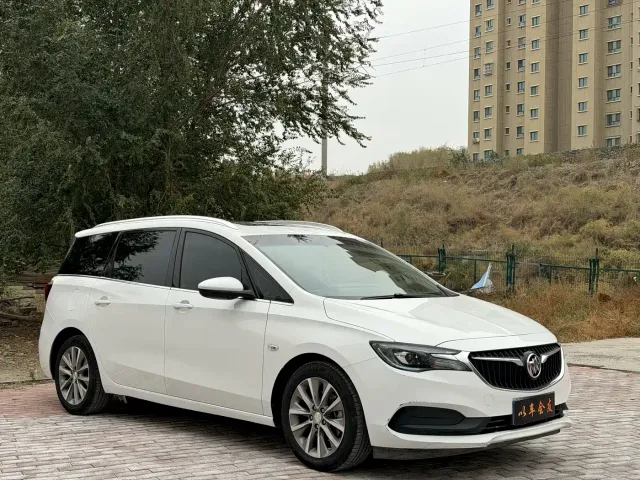 Buick GL6 — Фото автомобиля 3