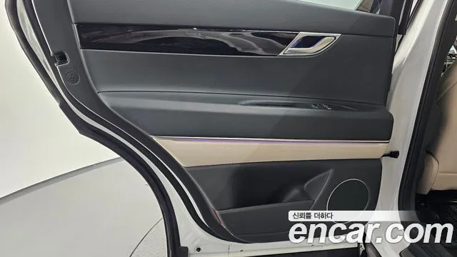 Genesis GV80 — Фото автомобиля 14