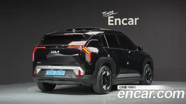Kia EV3 — Фото автомобиля 2