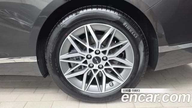 Genesis G80 Бензин 2.5 турбо 2WD — Фото автомобиля 20