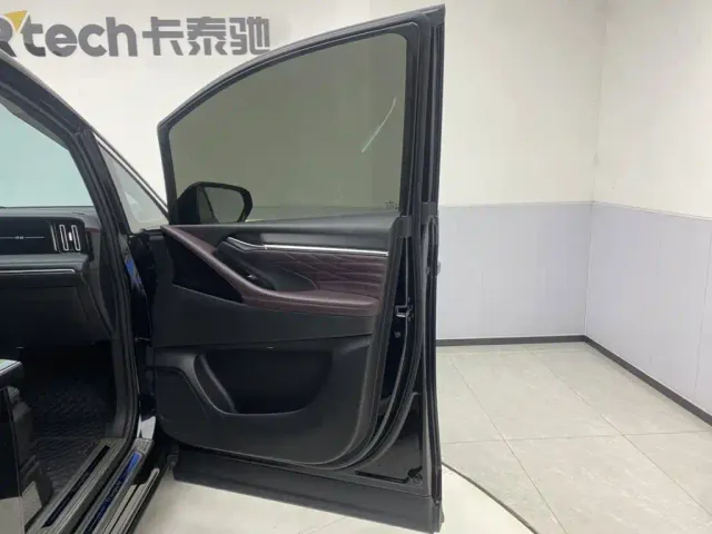 GAC Trumpchi M8 — Фото автомобиля 25