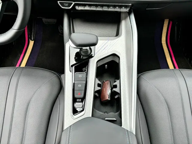 Geely Xingrui — Фото автомобиля 11