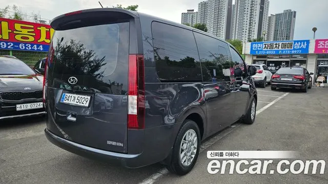 Hyundai Staria Staria Карго 5 мест — Фото автомобиля 8