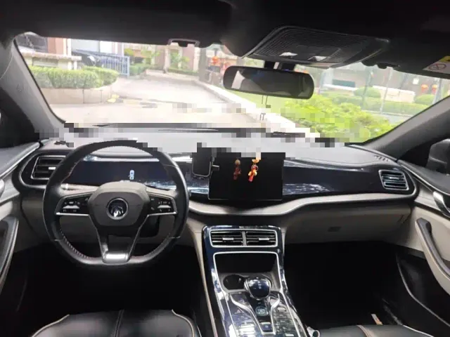 BYD Qin PLUS — Фото автомобиля 10