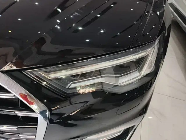 Audi A6L — Фото автомобиля 23