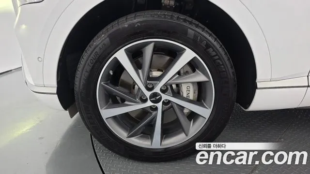 Genesis GV80 — Фото автомобиля 5