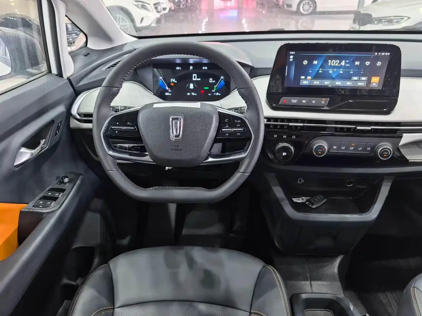 Besturn Bestune NAT 2023 PRO Comfort Ride Edition 425km — Фото автомобиля 10