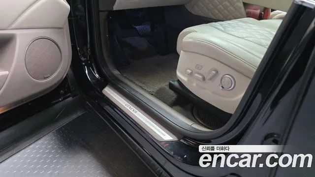 Genesis GV80 — Фото автомобиля 24