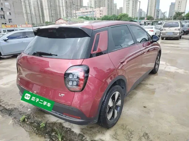 GAC Aion UT — Фото автомобиля 6