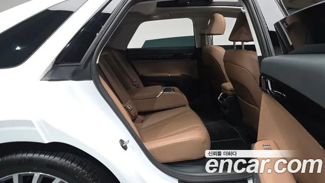 Hyundai Grandeur GN7 — Фото автомобиля 17