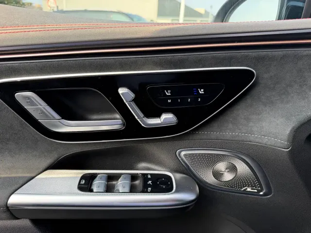 Mercedes-Benz EQE AMG — Фото автомобиля 4
