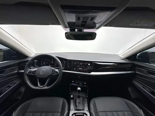 Volkswagen Passat — Фото автомобиля 4