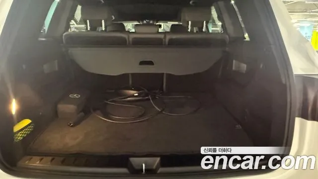 Mercedes-Benz EQB — Фото автомобиля 13