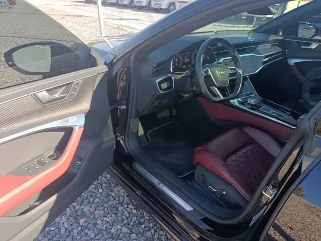 Audi A7L — Фото автомобиля 15