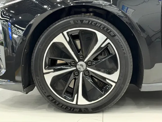 Nio ET5 Touring — Фото автомобиля 17