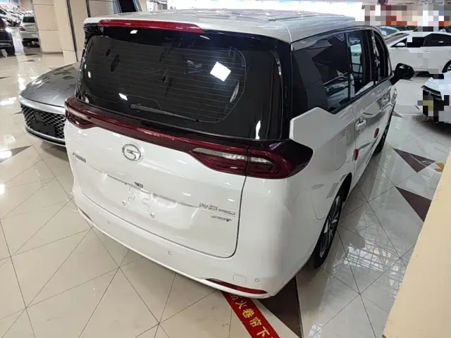 GAC Trumpchi M6 — Фото автомобиля 6