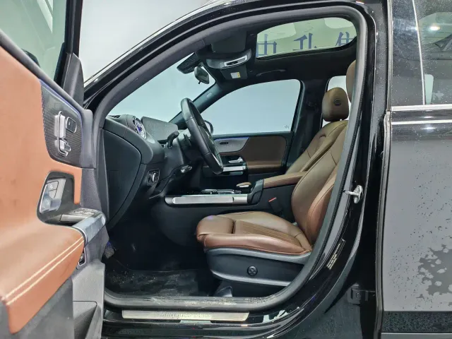 Mercedes-Benz GLB-Class — Фото автомобиля 11