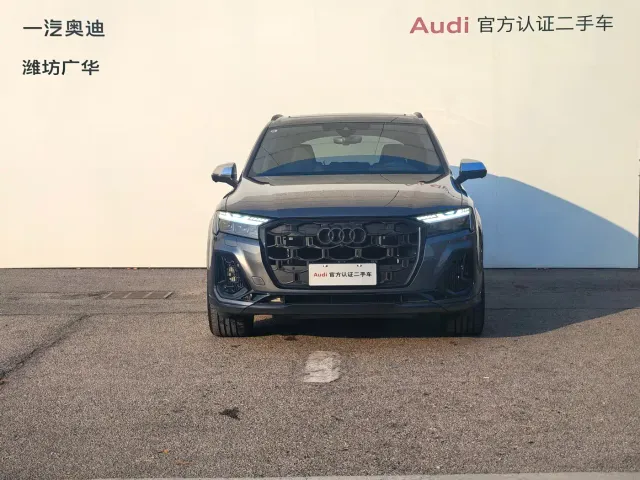 Audi SQ7 — Фото автомобиля 2