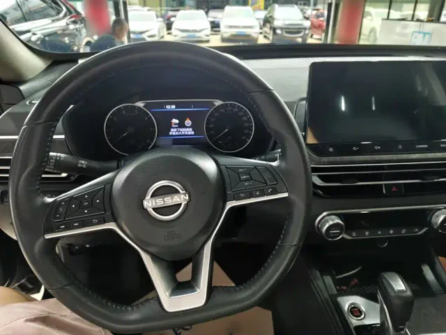 Nissan Teana — Фото автомобиля 15