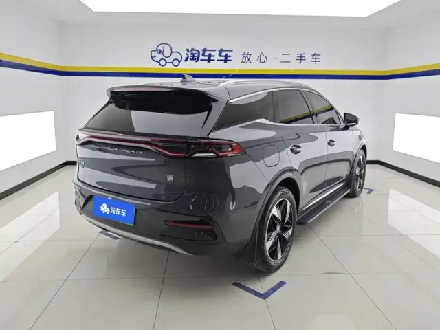 BYD Tang — Фото автомобиля 3