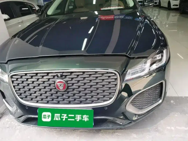 Jaguar XFL — Фото автомобиля 2