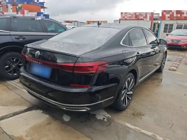 Volkswagen Passat — Фото автомобиля 6