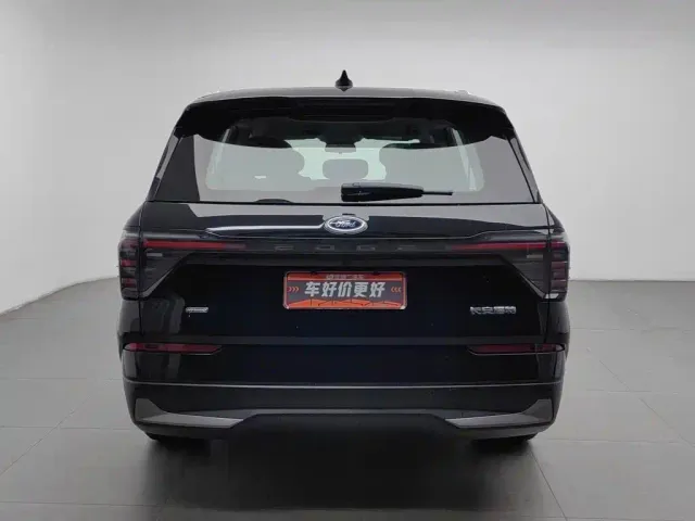 Ford Edge — Фото автомобиля 4