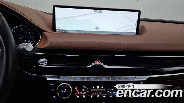 Genesis G80 Бензин 2.5 турбо AWD — Фото автомобиля 11