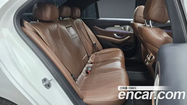 Mercedes-Benz E-Class W213 — Фото автомобиля 11