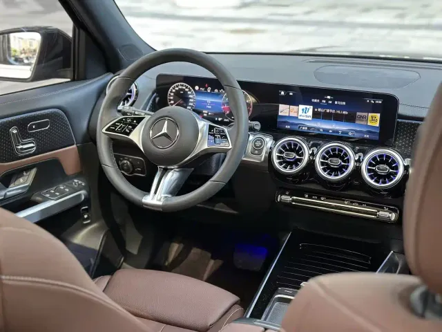 Mercedes-Benz GLB-Class — Фото автомобиля 10