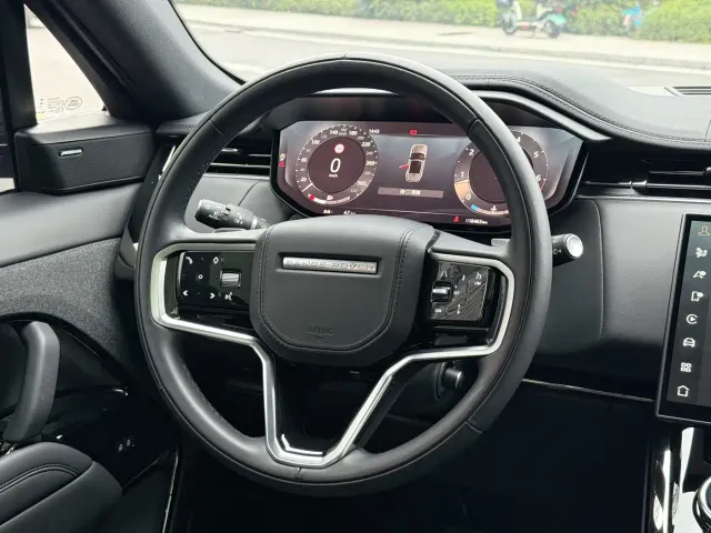 Land Rover Range Rover Sport — Фото автомобиля 15