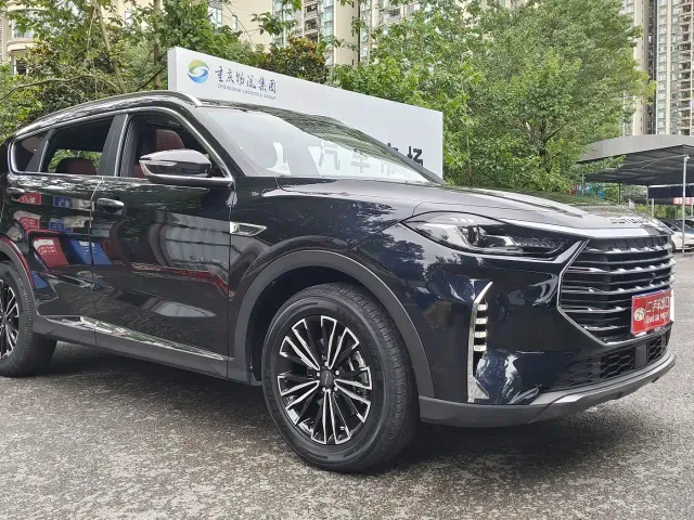 Jetour X70 Plus — Фото автомобиля 3
