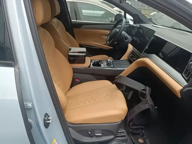 BYD Song L DM-i — Фото автомобиля 24
