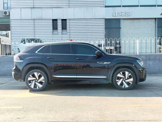 Volkswagen Teramont — Фото автомобиля 18