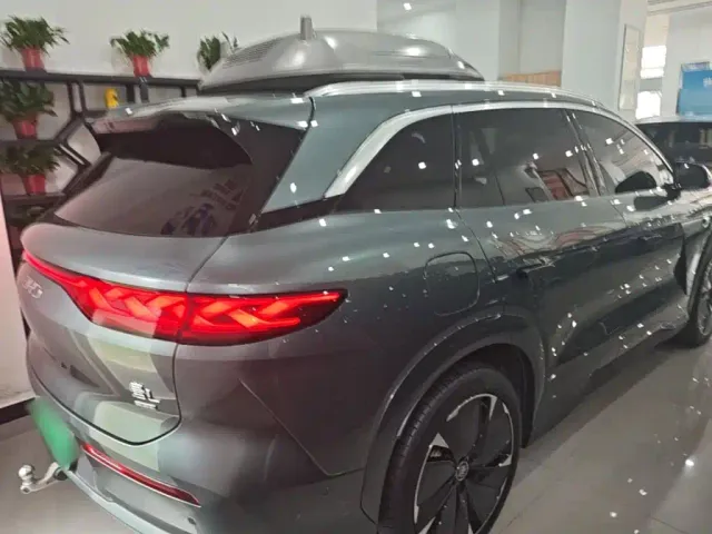 BYD Tang L — Фото автомобиля 6